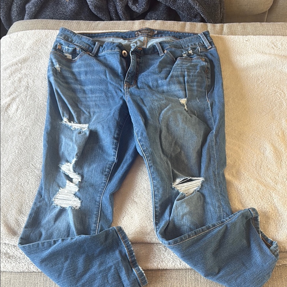 Blue Boyfriend Distressed Jeans Relaxed Fit hardly worn